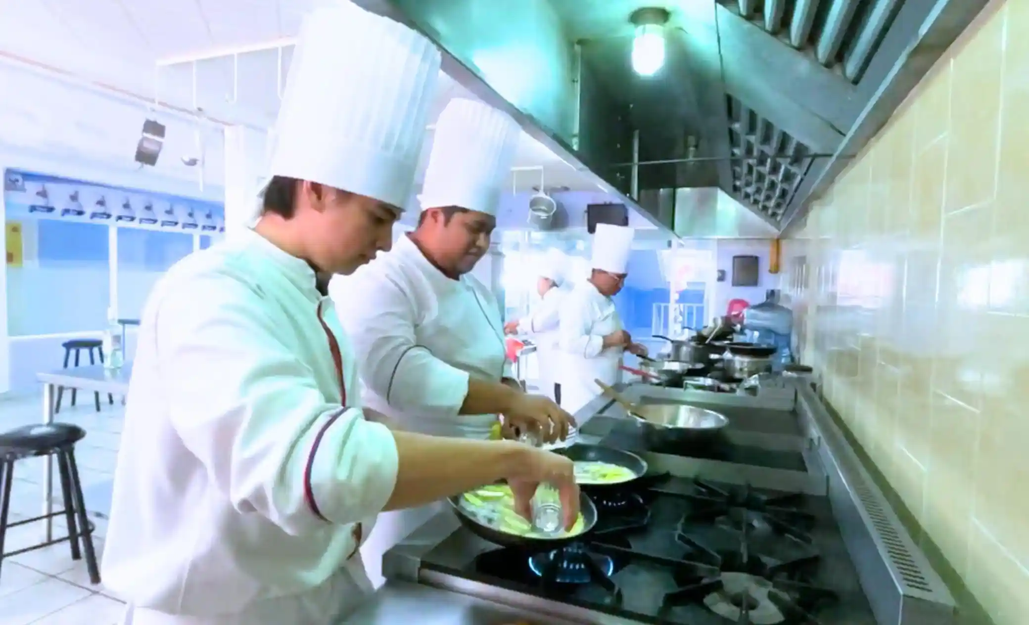 Bachillerato-con-diplomado 2